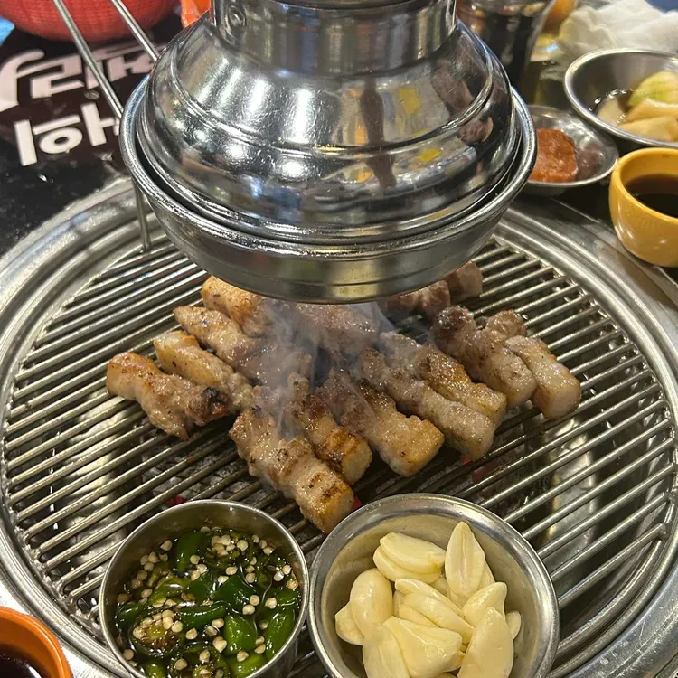 돈92 대표 사진