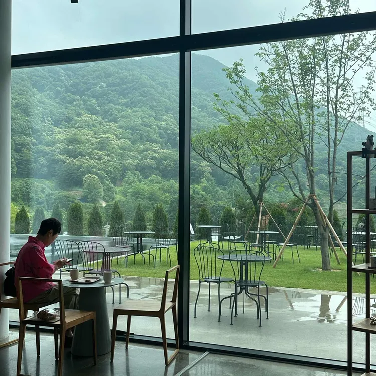 카페 디thee 사진