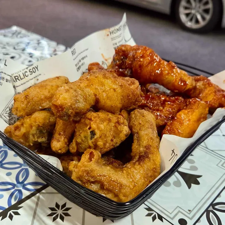 교촌치킨 사진 1