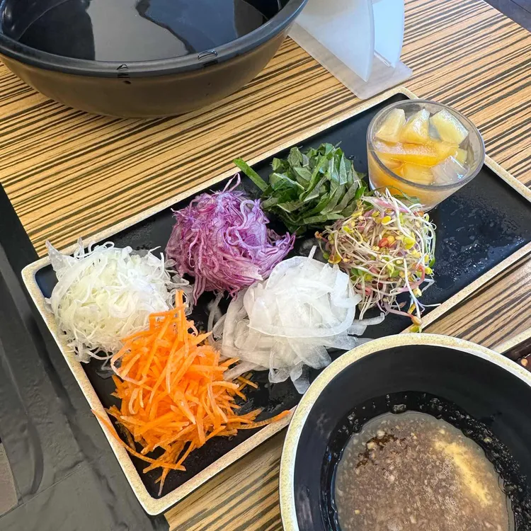 샤브작 대표 사진