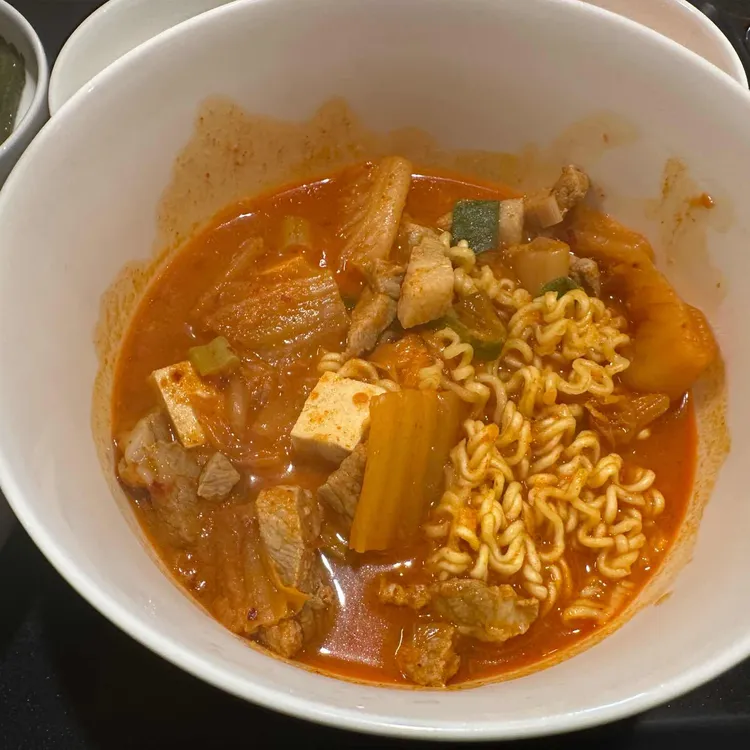 동선집 대표 사진