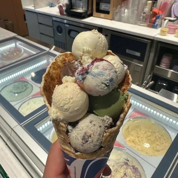 배스킨라빈스 대표 사진