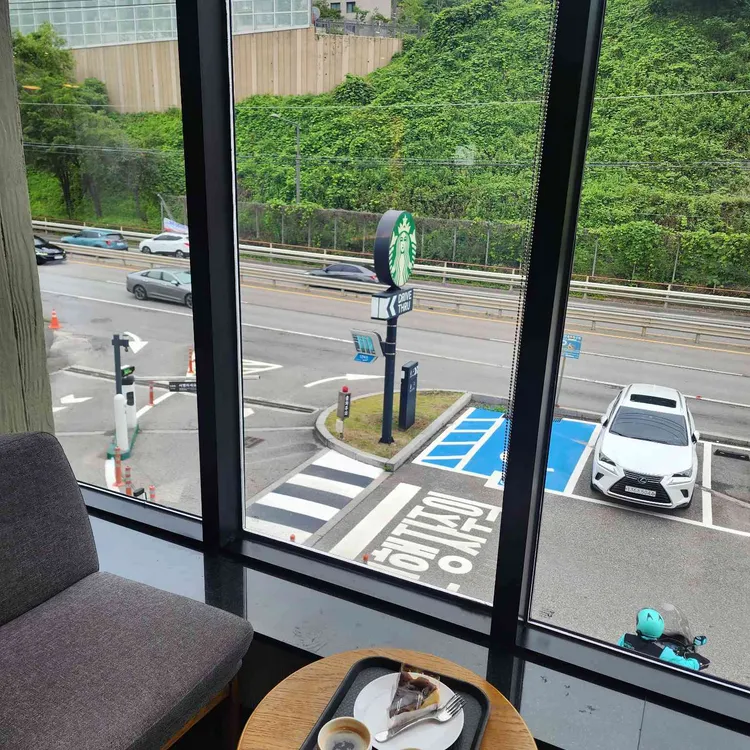 스타벅스 대표 사진