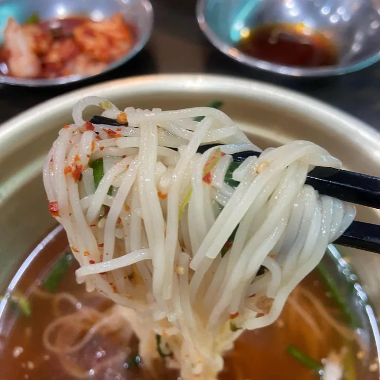 풀하우스국수 대표 사진