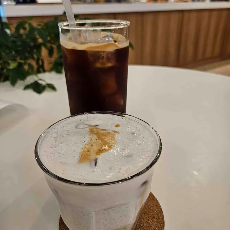이리로 대표 사진