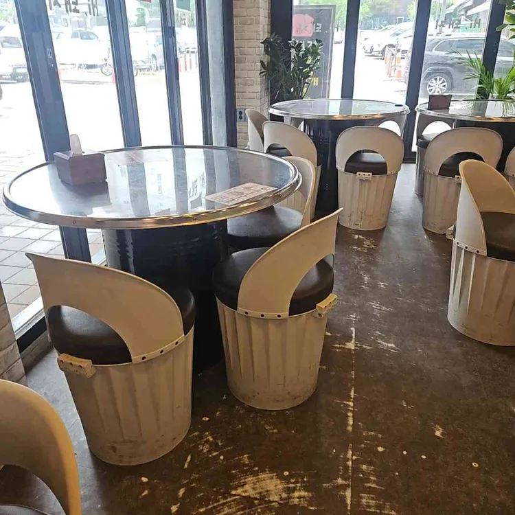 하이,돼지 대표 사진
