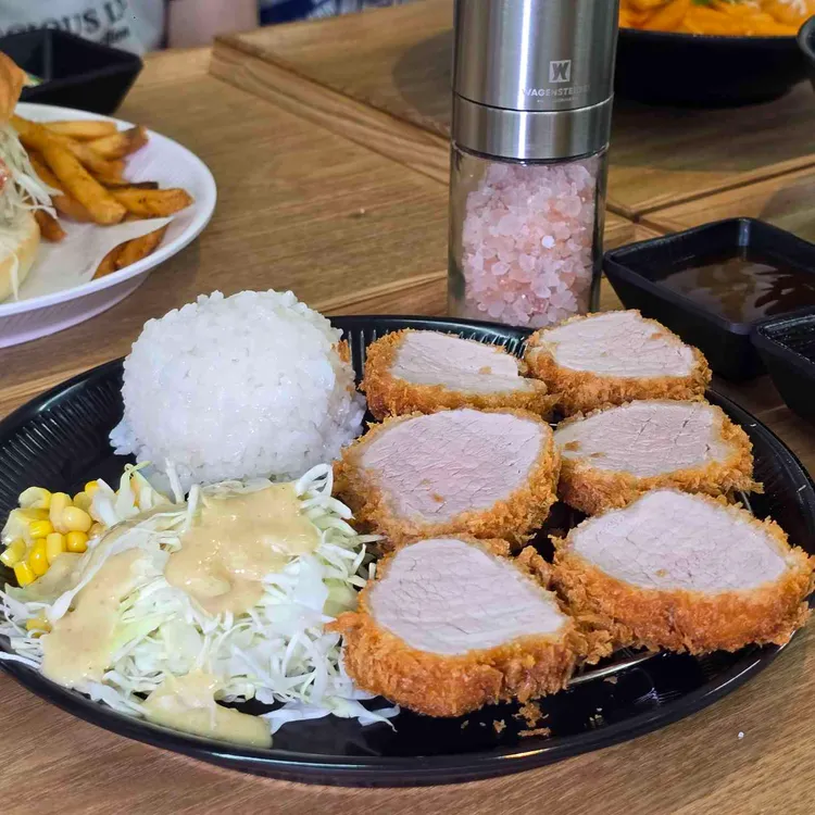 에바돈가츠&버거 사진 2