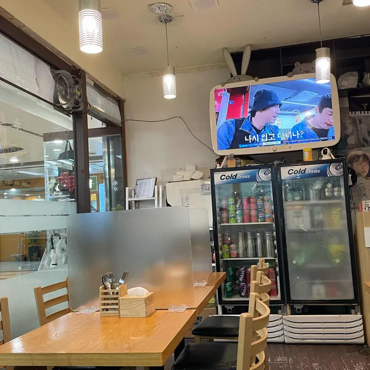 크림앤토마토 사진 2