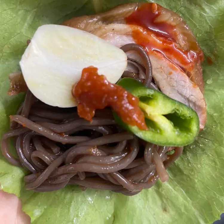 장수왕족발 사진 2