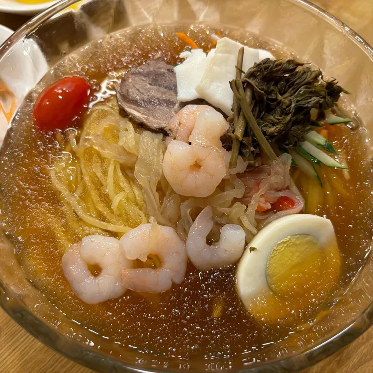 메이탄 대표 사진