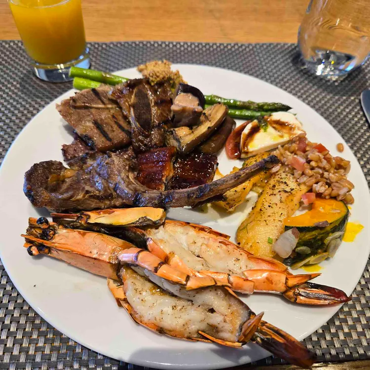 포포인츠 바이 쉐라톤 서울 명동 에볼루션 사진