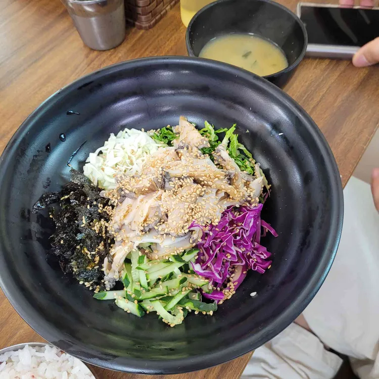 공천포식당 사진 2