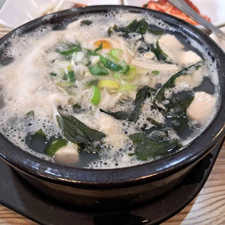 정남조삼계탕통영굴국밥 대표 사진