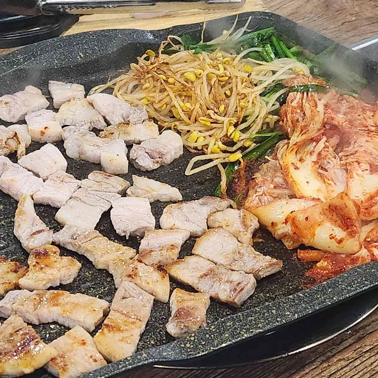 봄이네삼겹살 대표 사진