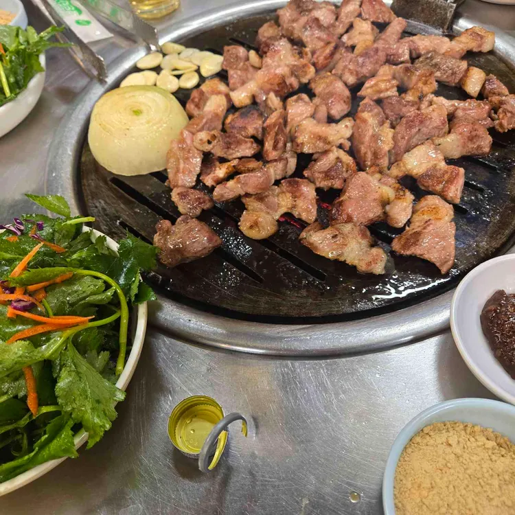 옛날그집마포주먹고기 사진 2
