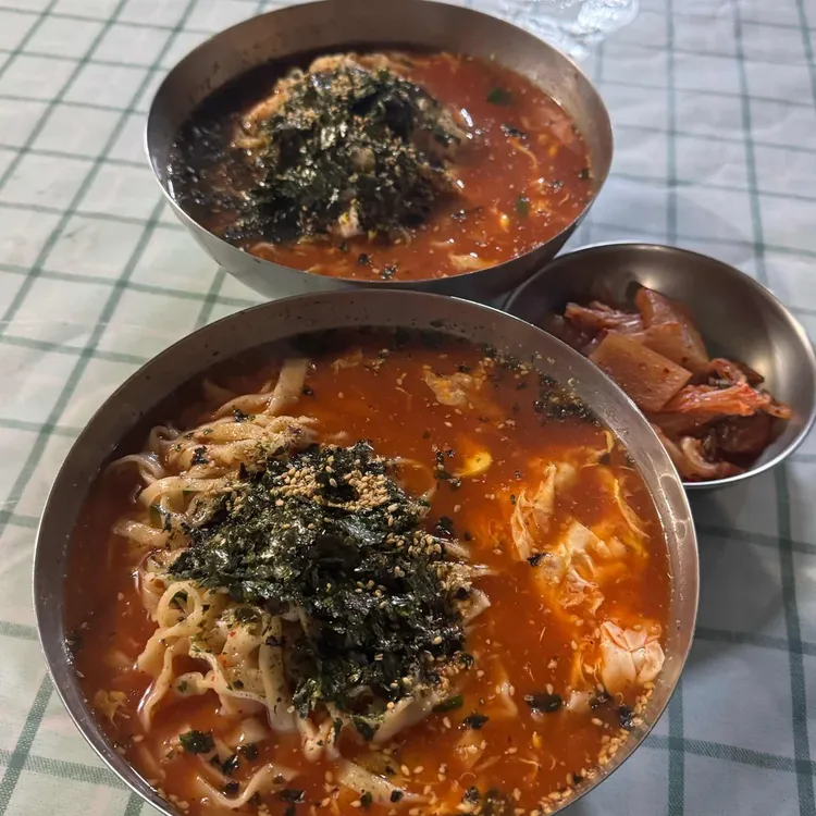 금학칼국수 대표 사진
