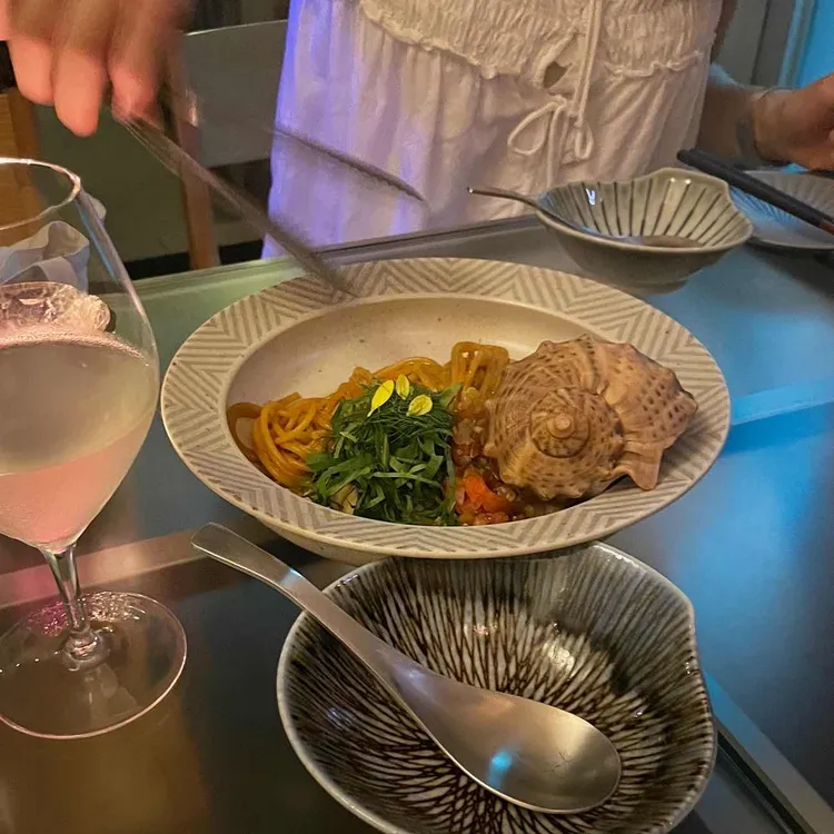 아쿠아 대표 사진
