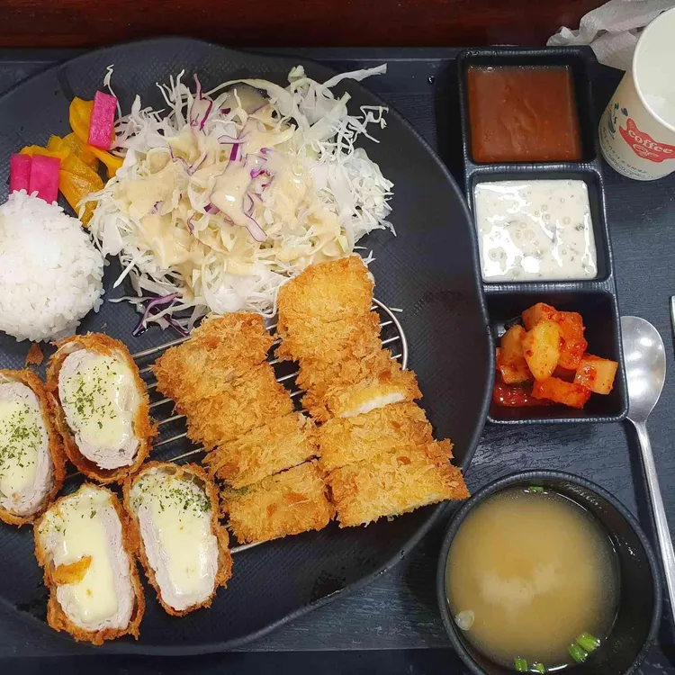 찬찬찬 돈까스 대표 사진