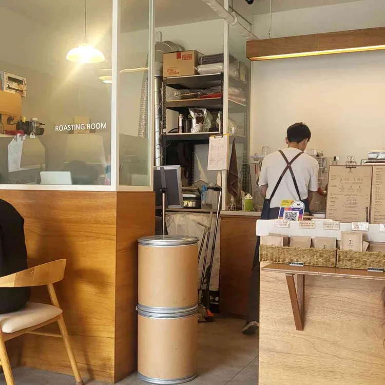 퍼시브 커피 대표 사진