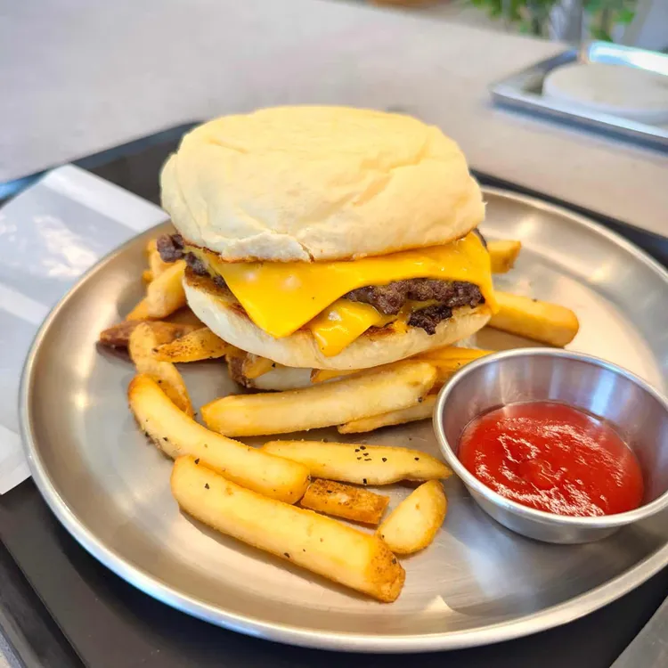 19burgertable 사진 1
