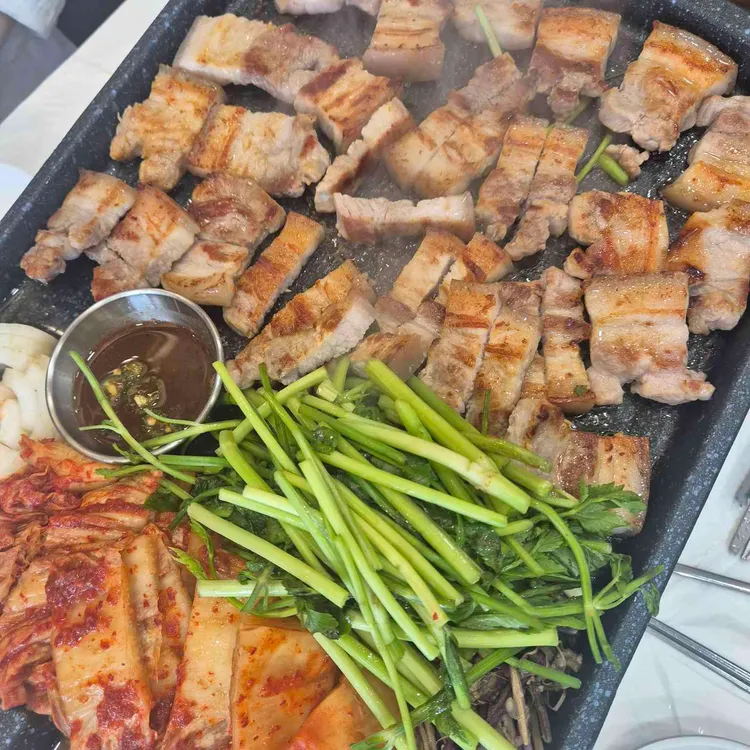 순삼이네미나리삼겹살 대표 사진