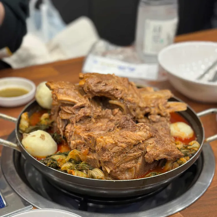 진시황 감자탕 대표 사진