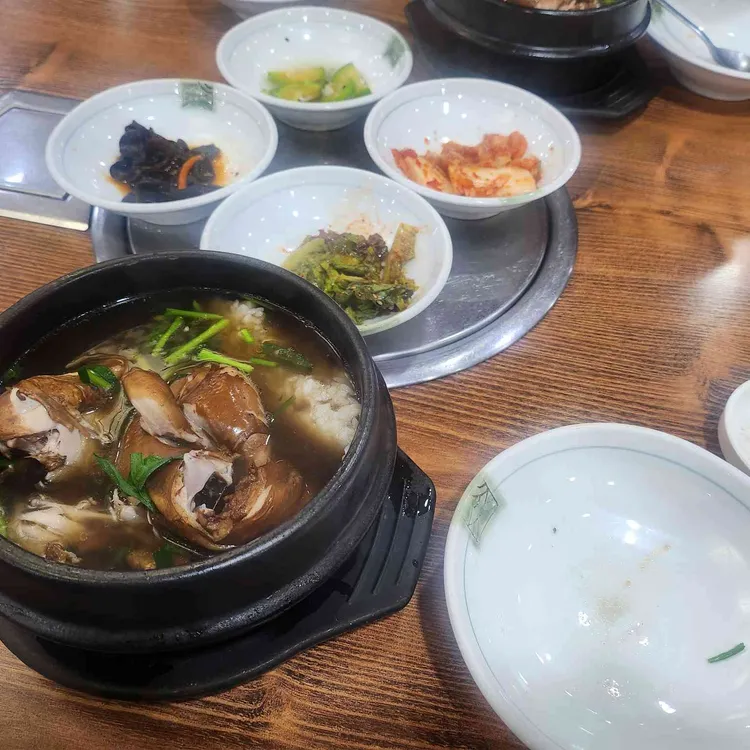 나능이능이버섯백숙 대표 사진