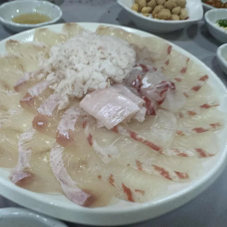달봉이 횟집 사진 1