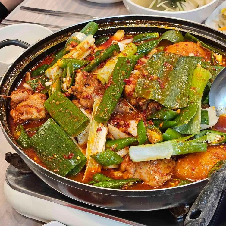 유림 닭도리탕 대표 사진