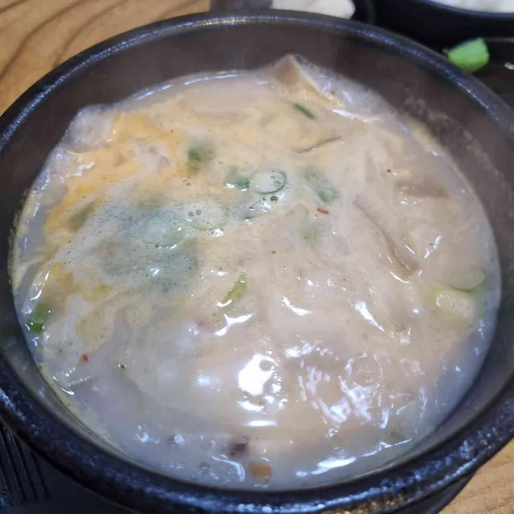 수영본가 돼지국밥 사진 1