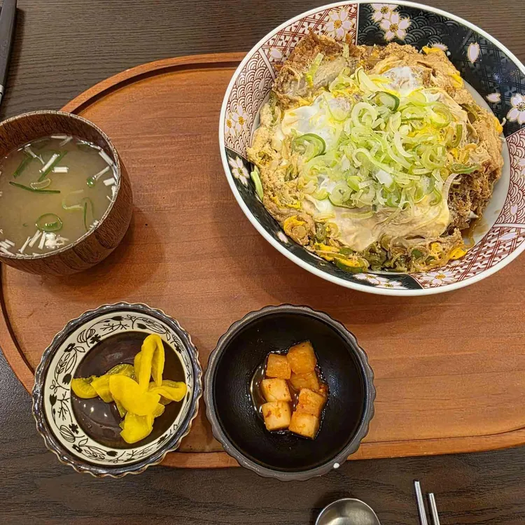 돈카춘 대표 사진