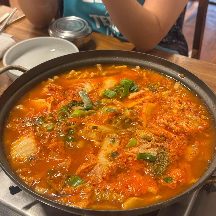 자연석돌구이 사진