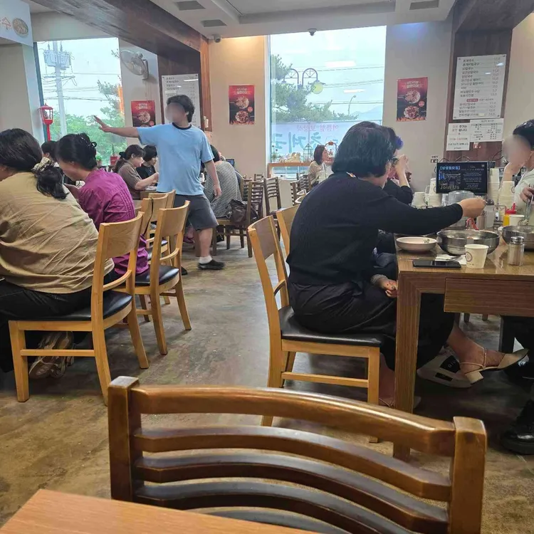 밀빛초계국수 대표 사진