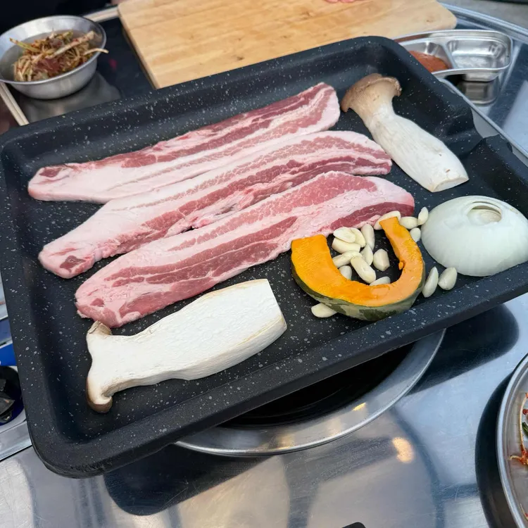 금돼지 대표 사진