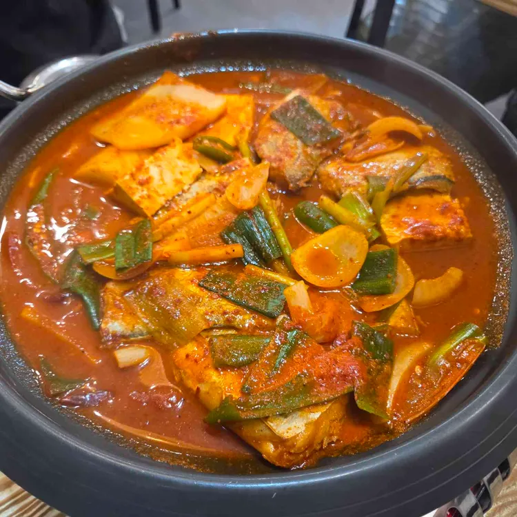 구이랑 찌개랑 대표 사진