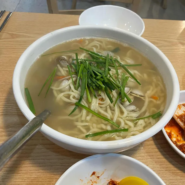 온천칼국수 대표 사진