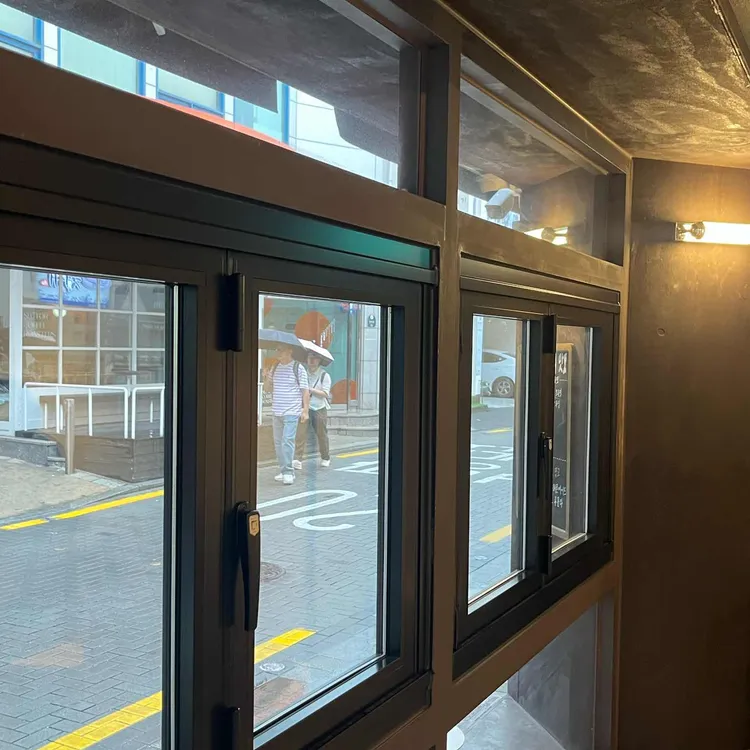 코코너즘 사진 2