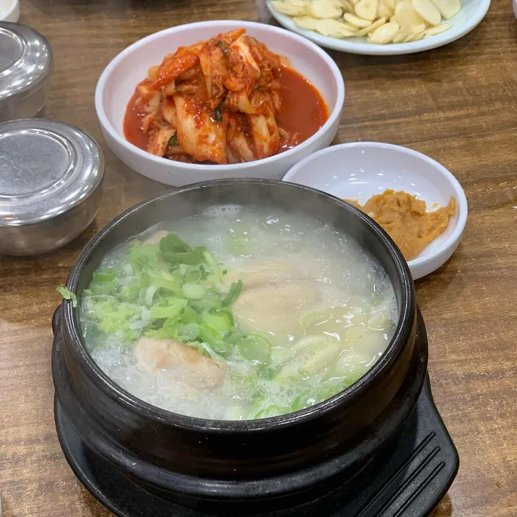 연건삼계탕 사진 1