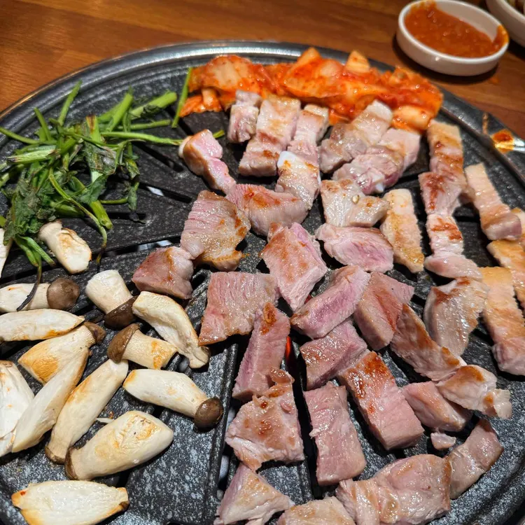 고기싸롱 대표 사진