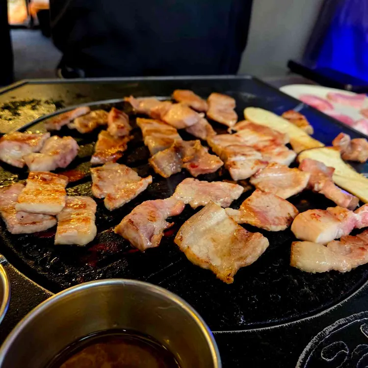 빽돈 대표 사진