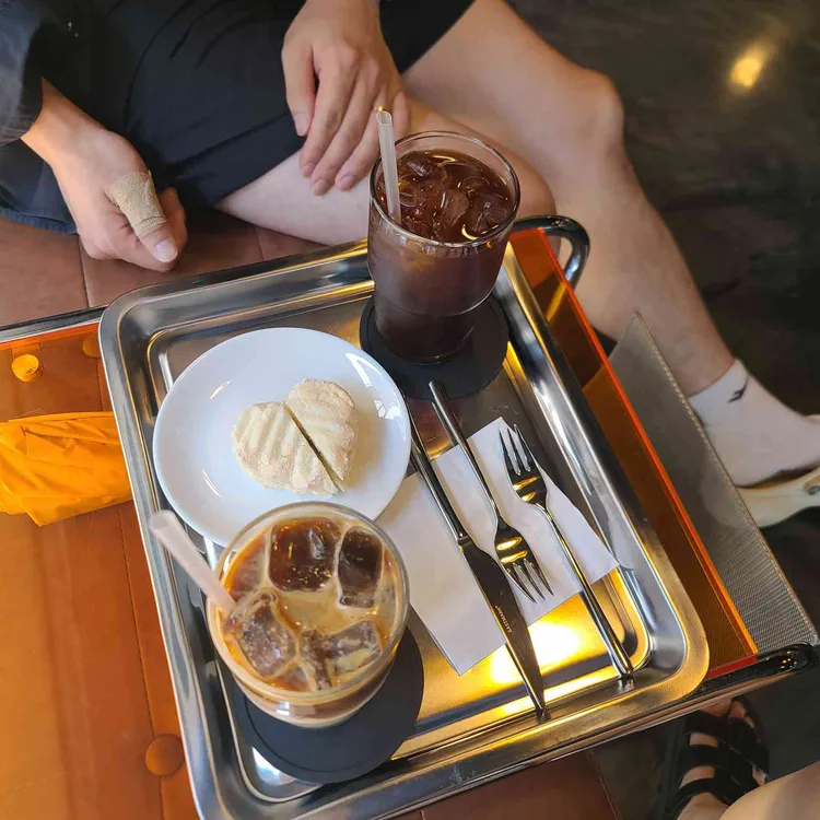 러스터앤코 대표 사진