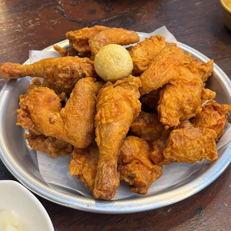명인통닭 사진 1