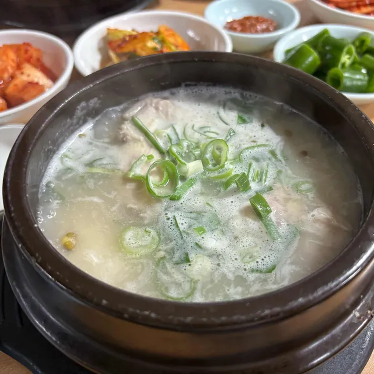 명품고향삼계탕 사진 1