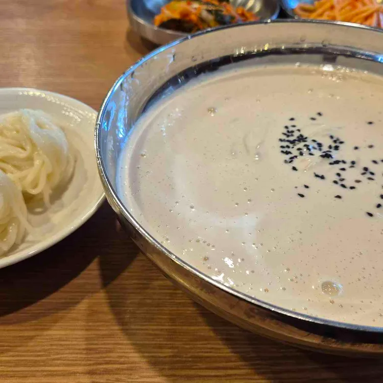 얼큰한칼국수 사진 2