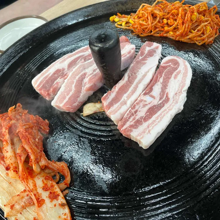 파김치솥뚜껑생삼겹살 사진 1