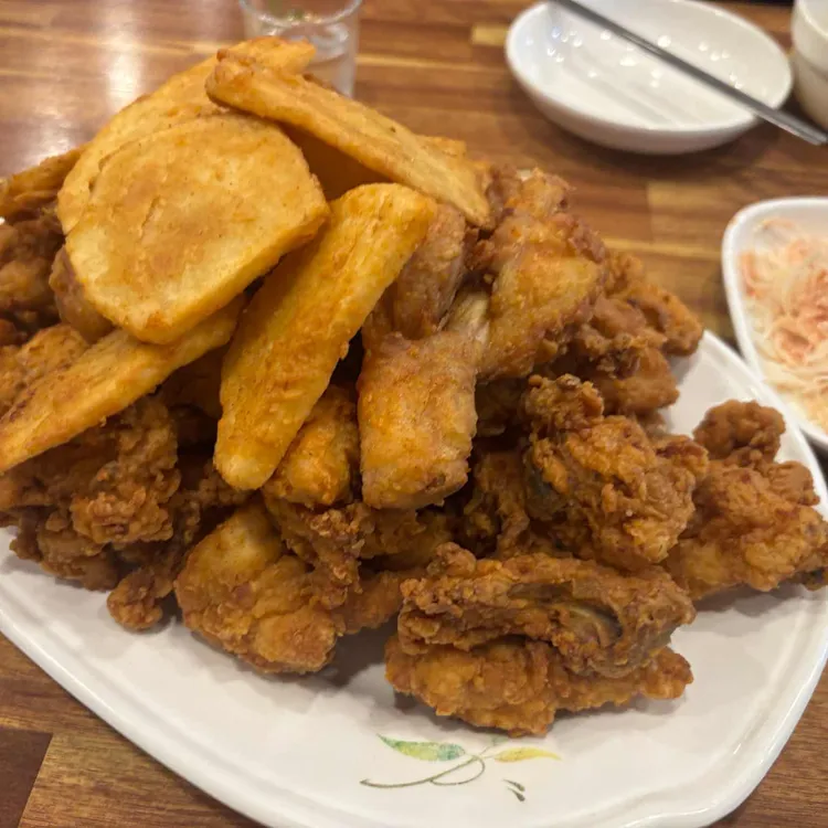 뉴숯불통닭 사진