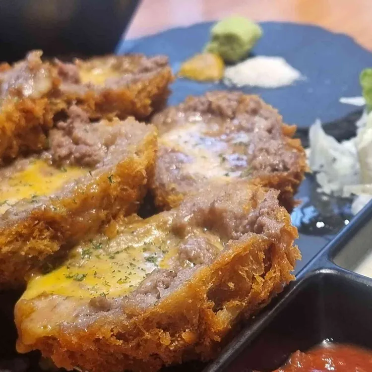 토마 대표 사진