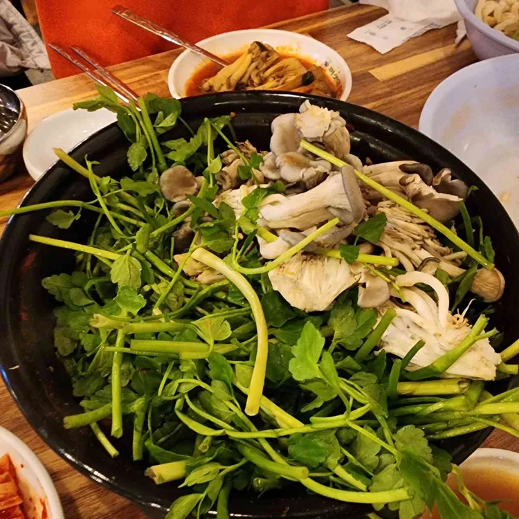 가양 칼국수 버섯매운탕 대표 사진