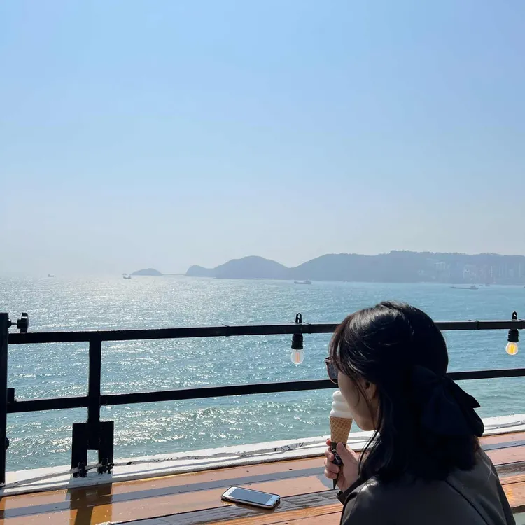 구름에 대표 사진
