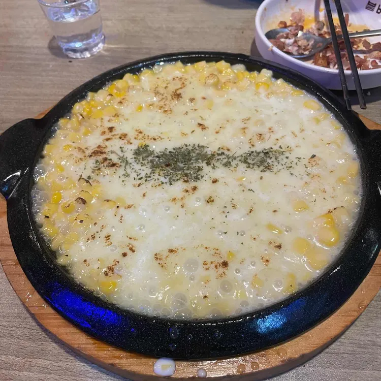 붐비어 사진 2